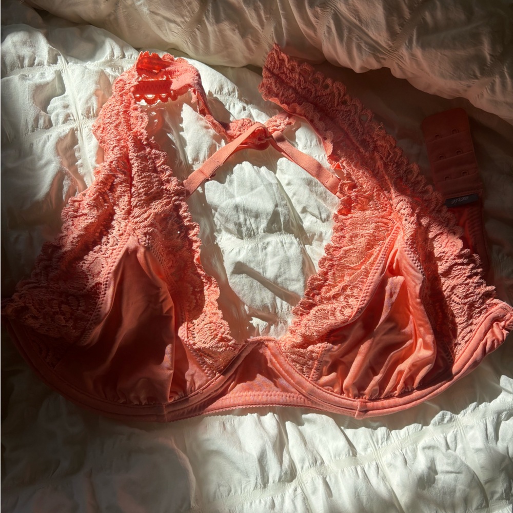 Aerie Coral Lace Longline Bra – Delicate Sheer Detailing